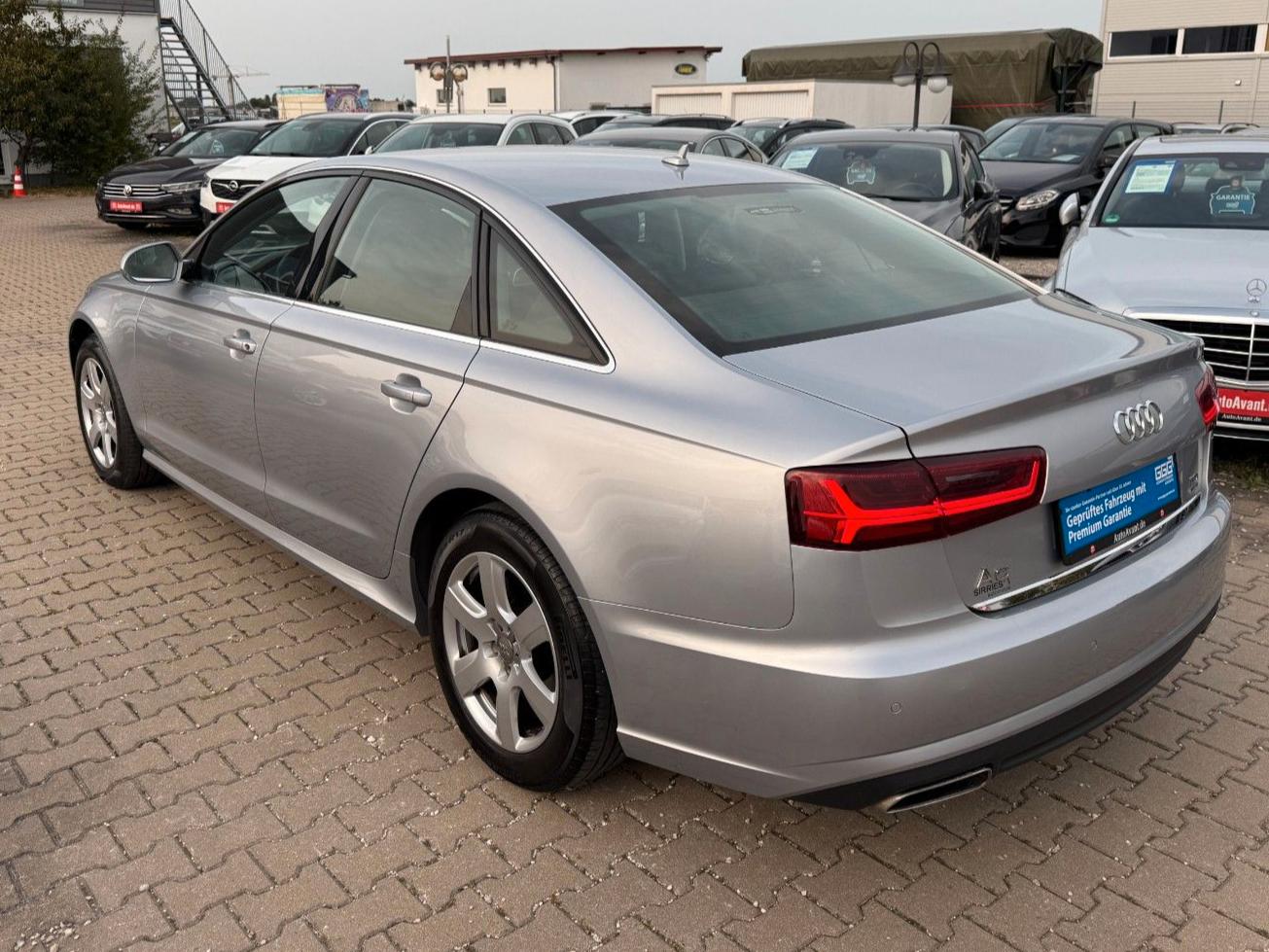 Audi A6 Limousine 2.0 TDI ultra*AUTOMATIK*VOLL-LEDER*