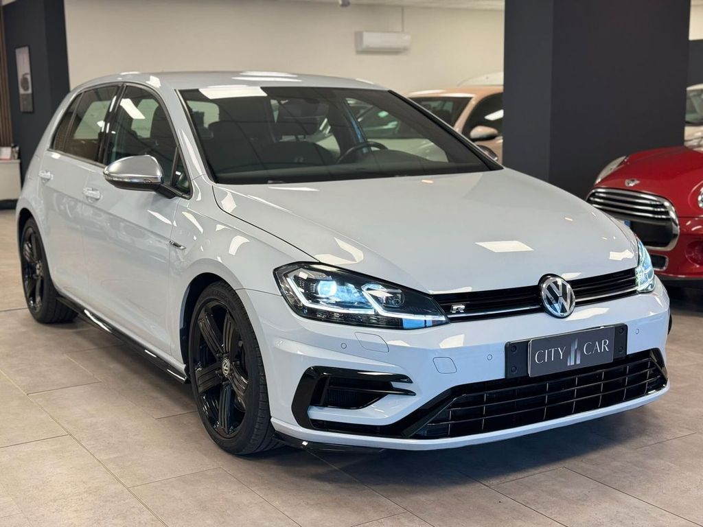 Image of Volkswagen Golf