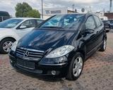 Mercedes-Benz A 200 AVANTGARDE-AUTOMATIK-KLIMA-SITZHZ-CHECKHFT - Mercedes-Benz A 200: Avantgarde