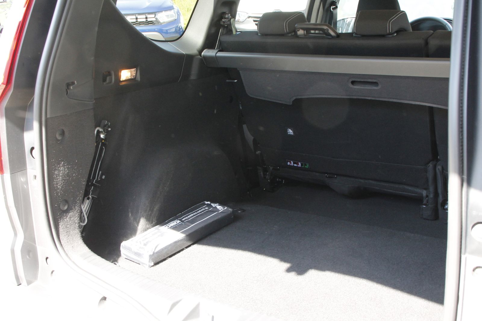 Fahrzeugabbildung Dacia Jogger Expression TCe 110