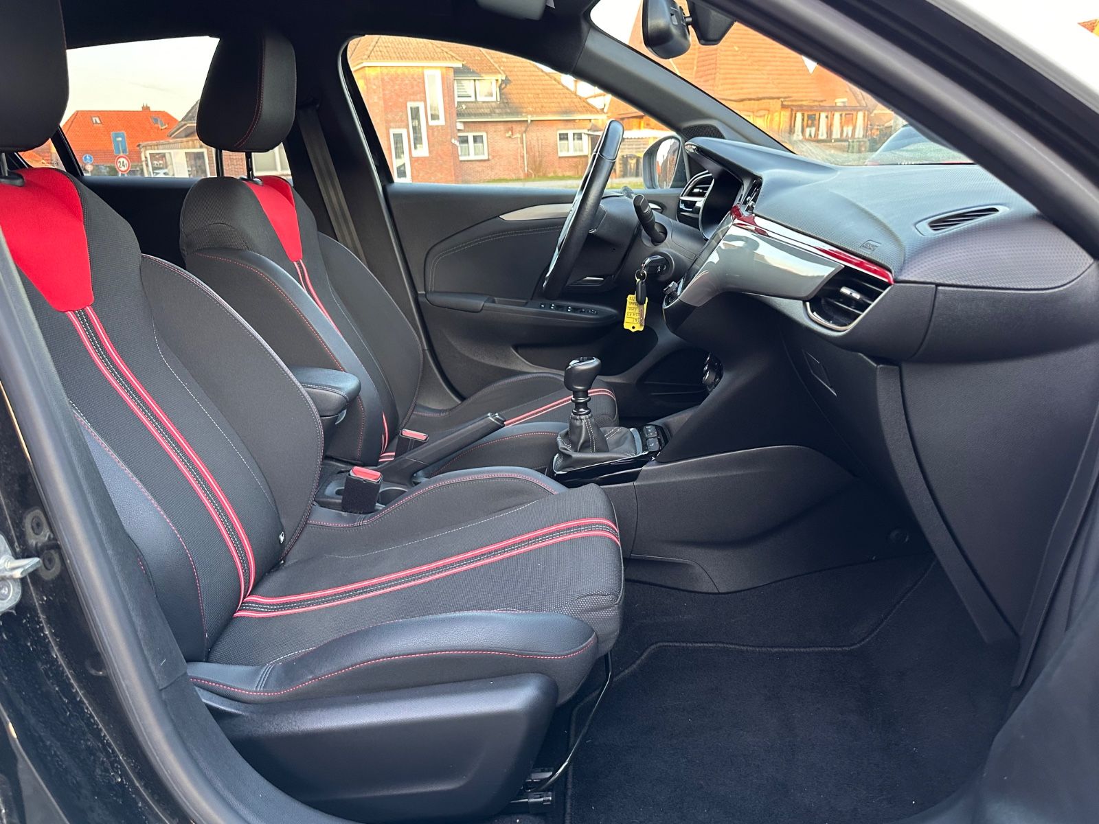 Fahrzeugabbildung Opel Corsa 1.2 Turbo GS Line LED/Kamera/GJR/GRA/SHZG