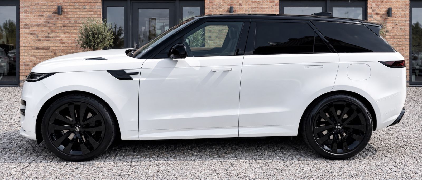 Land Rover Range Rover Sport Dynamic HSE Hybrid P440e imagem 2