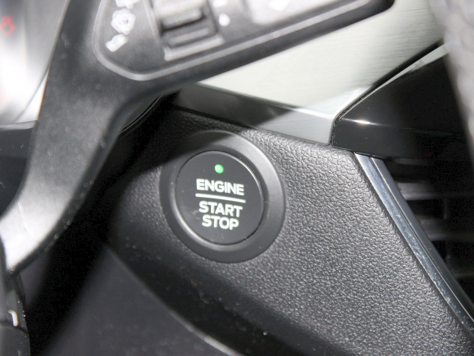 Fahrzeugabbildung Ford Kuga Plug-In Hybrid PHEV Titanium