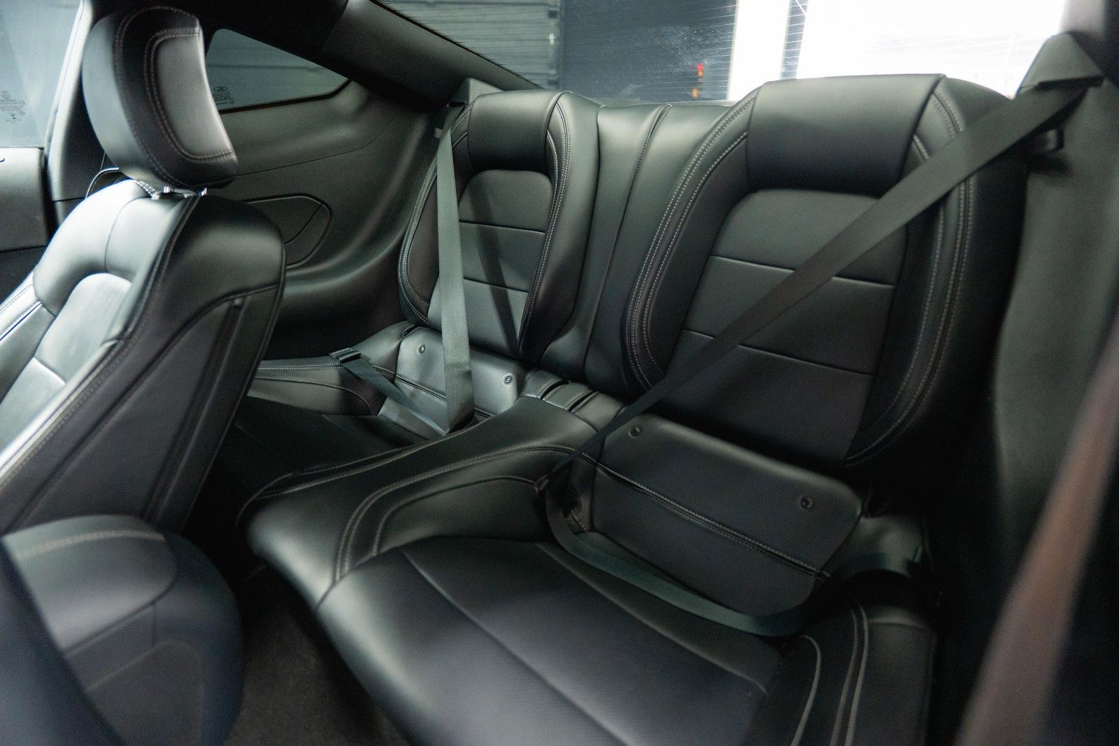 Fahrzeugabbildung Ford Mustang GT Coupe DARK HORSE PREMIUM MY2024 19%
