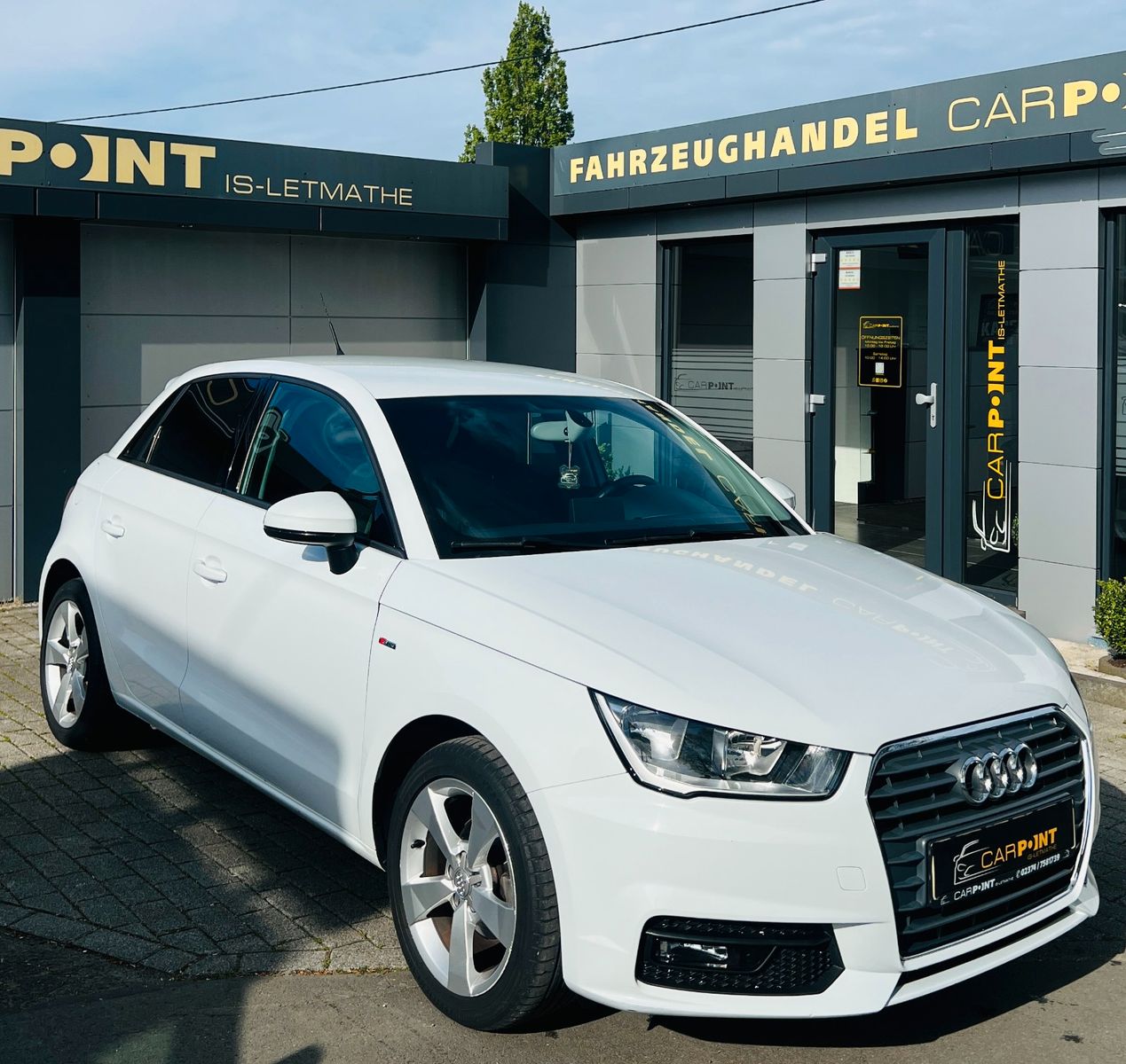 AUDI A1 Sportback Sport PDC Navi Bose SH 1.Hand 2,99%