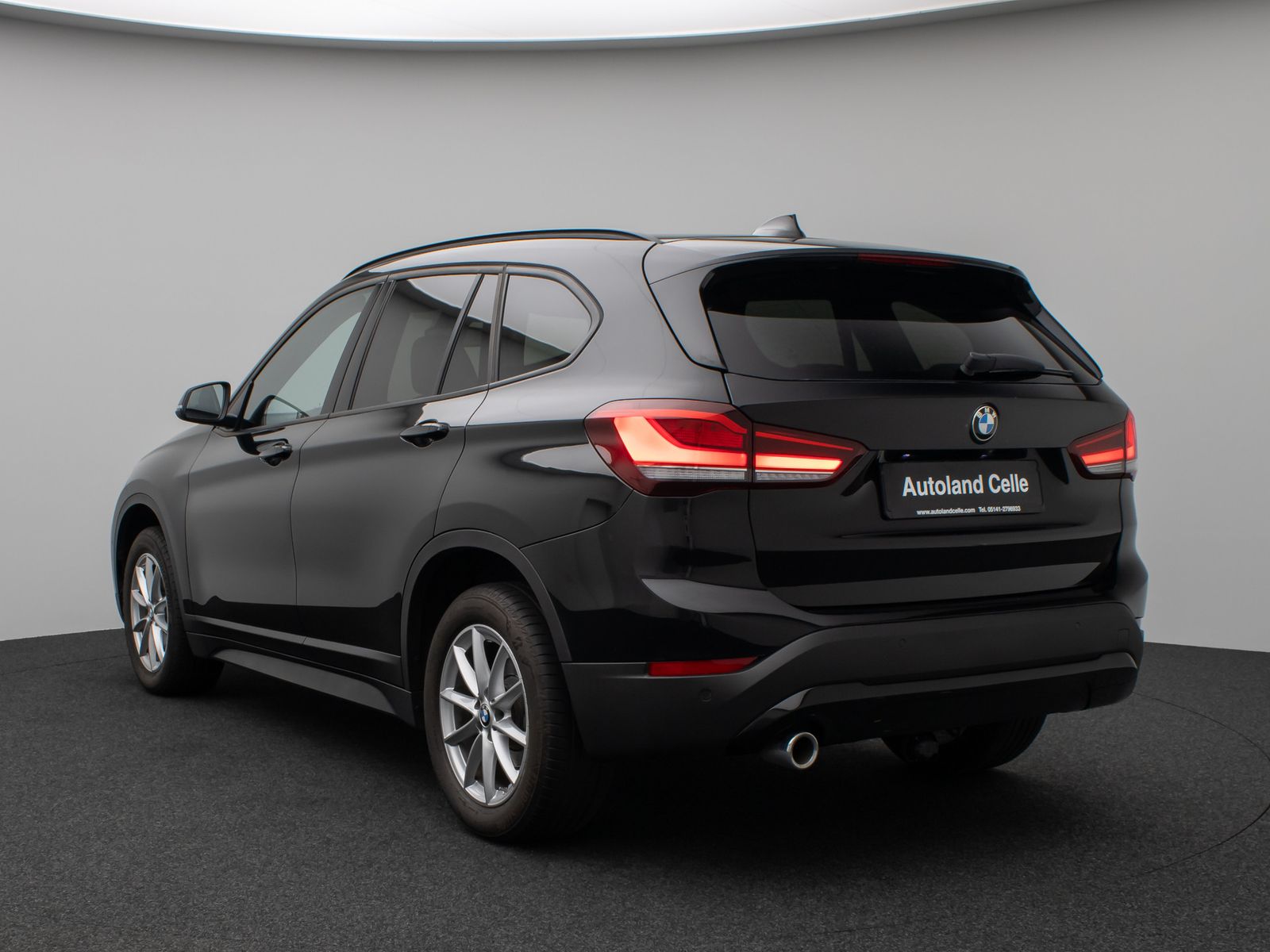 Fahrzeugabbildung BMW X1 sD18i Kamera DAB HiFi Navi Komfort LED Sport