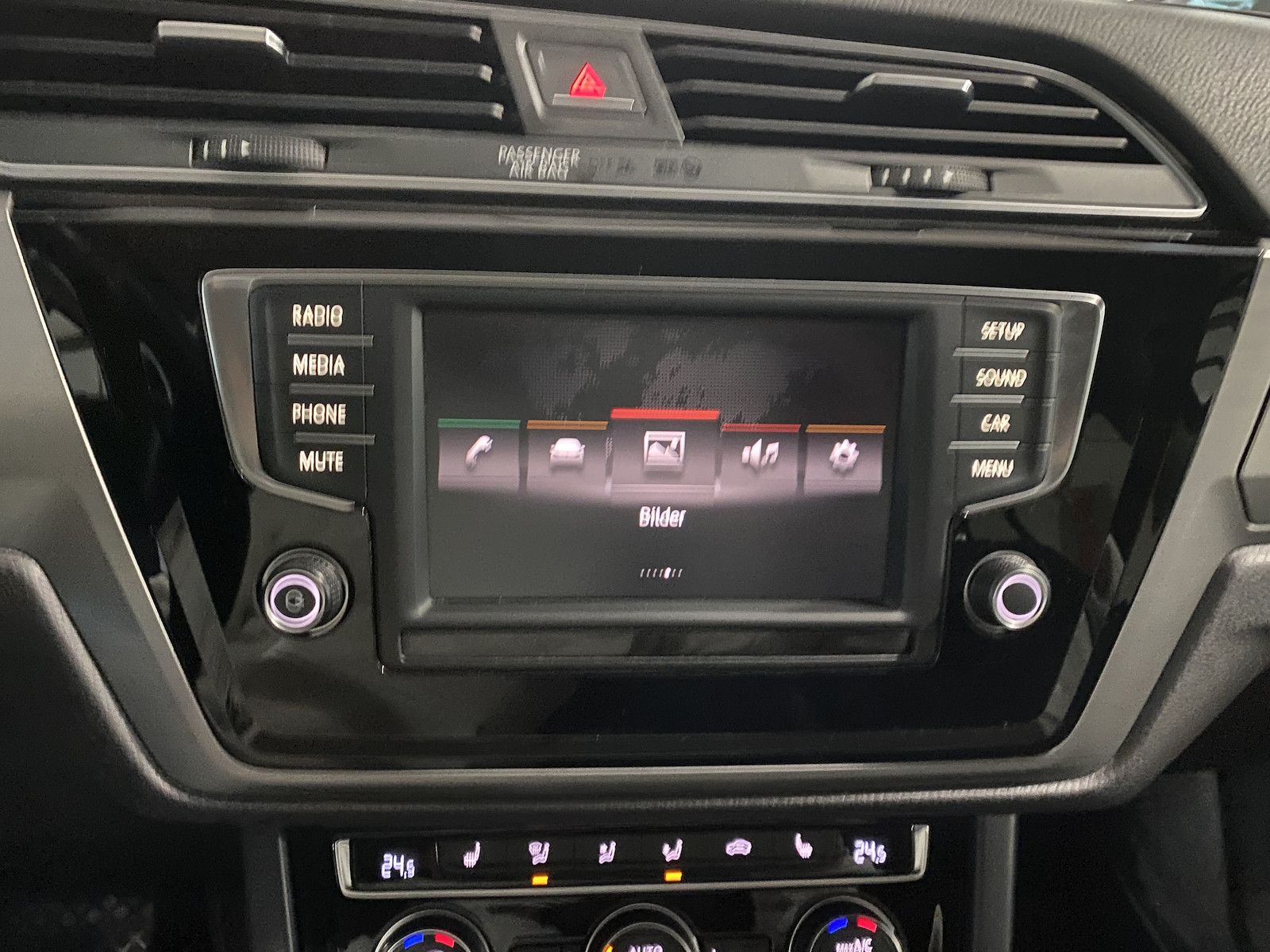 Fahrzeugabbildung Volkswagen Touran 1.6 Tdi Comfortline/7-Sitzer/AHK/SH/