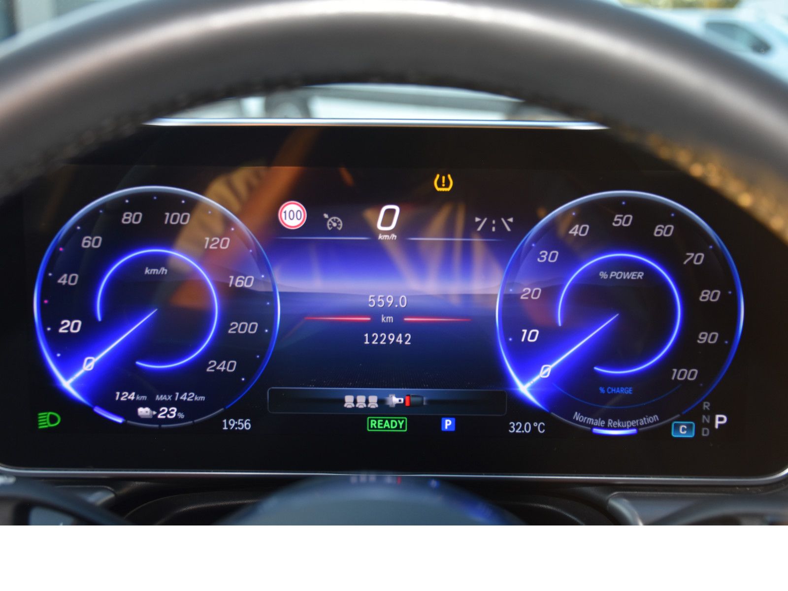 Mercedes-Benz EQE 300 / SoH95% /LED/ Performance / TOP foto 14