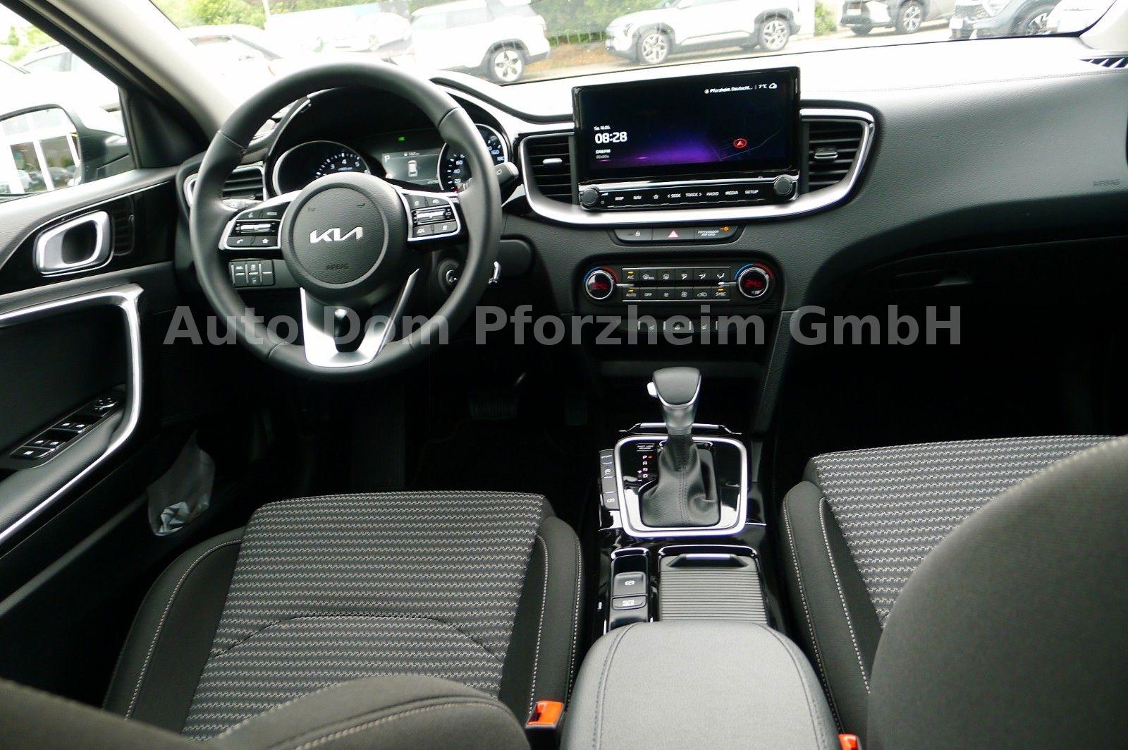 Kia Ceed SW 1.5T DCT Vision / Komfort+