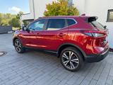 Nissan Qashqai 1.3 DIG-T DCT 160PS N-CONNECTA N-CON... - Nissan Qashqai mit Benzin-Antrieb: Limousine, Automatik