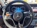 Mercedes-Benz E 220 d T Autom. - - Mercedes-Benz E-Klasse: Taxi