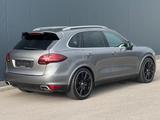 Porsche Cayenne S Diesel/ACC/Spur/Totw/21 Zoll/AHK/Cam - Porsche Cayenne Gebrauchtwagen in Stuttgart