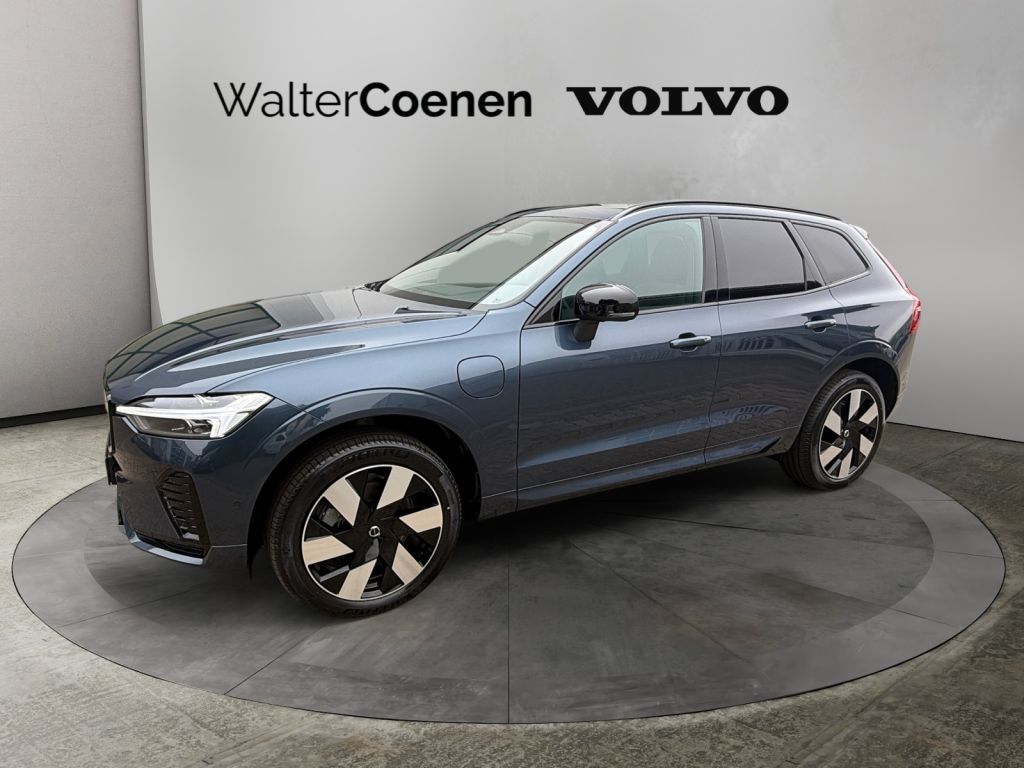 VOLVO XC60 T8 AWD Plug-in Hybrid Plus Dark Frontscheib