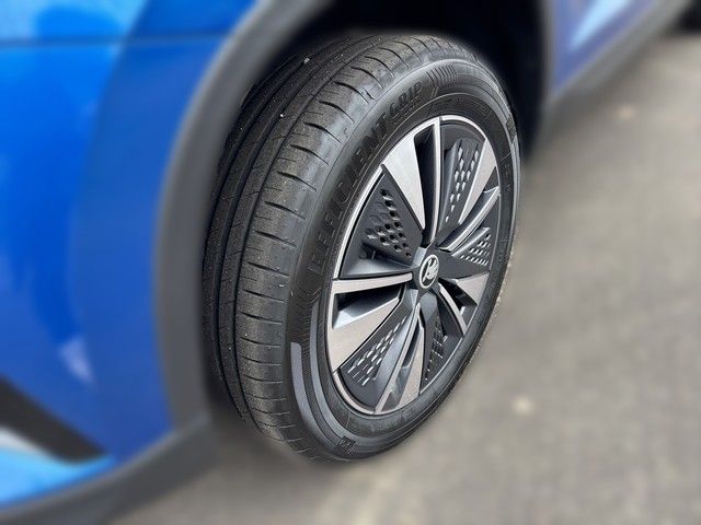 Fahrzeugabbildung SKODA Karoq 1.5 TSI Tour + ACC+SHZ+LED+AHK+GRA+