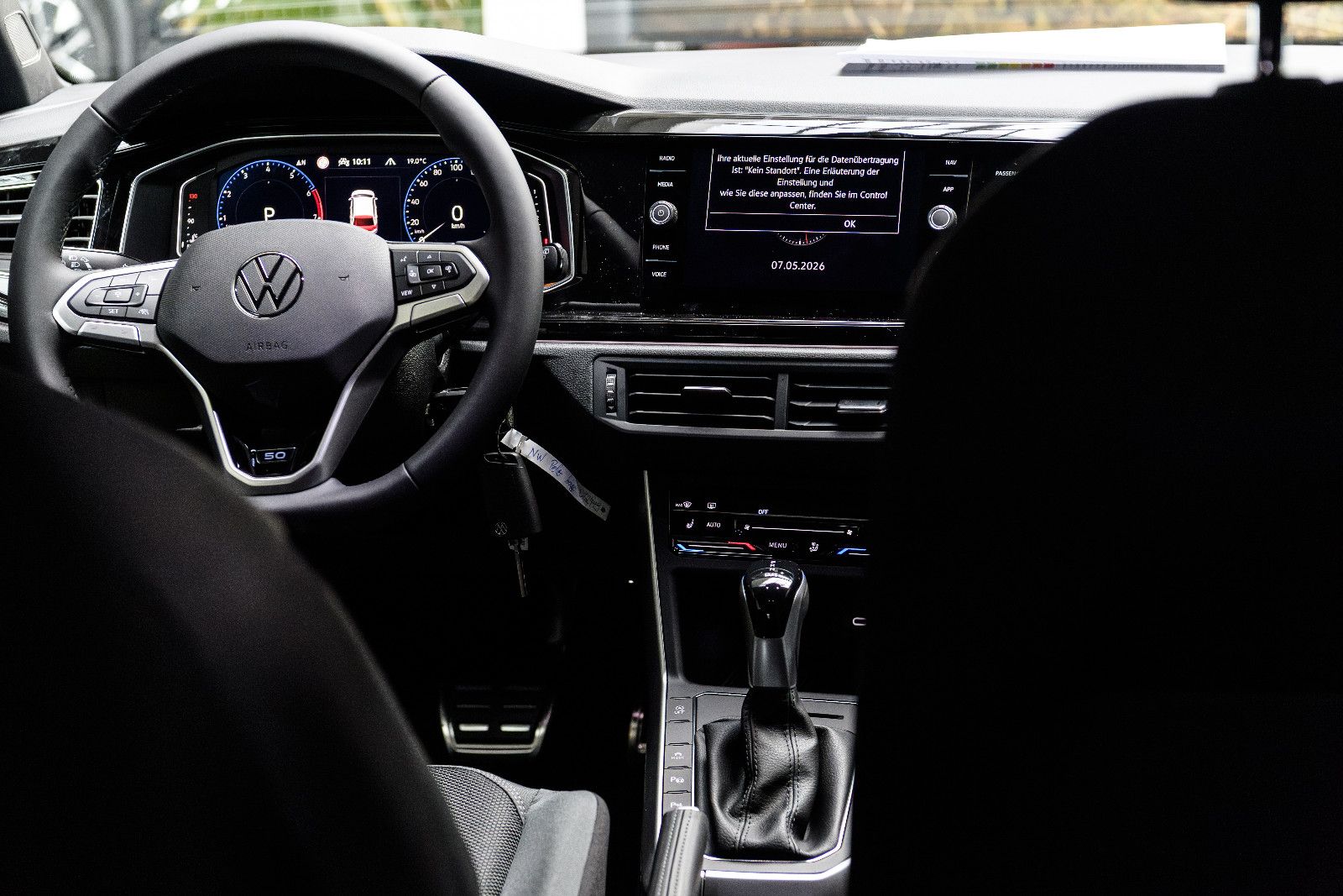 Fahrzeugabbildung Volkswagen Polo 1.0l TSI DSG Edition 50+Matrix+Navi+ACC