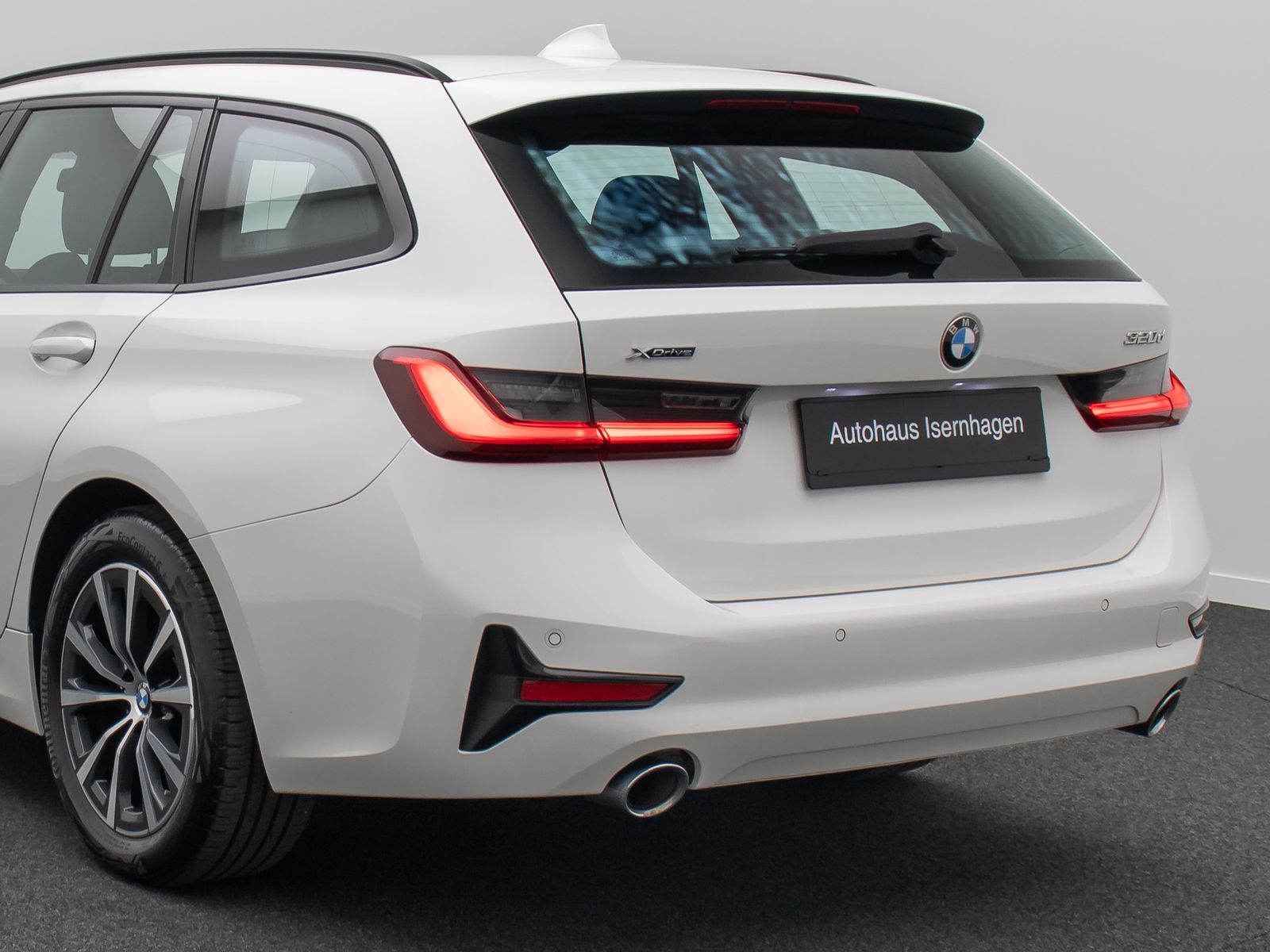 Fahrzeugabbildung BMW 320d xD Panorama PDC DAB Sport Geschwindigkeitsr