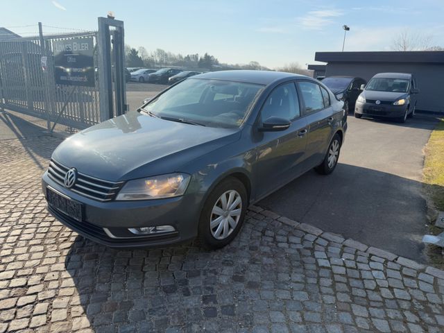 Volkswagen Passat Lim. Trendline 1.4 TSI