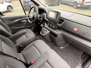 Fotografie des Renault Trafic Combi