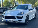 Porsche Cayenne S Diesel Chrono Paket  - Porsche Cayenne in Bonn