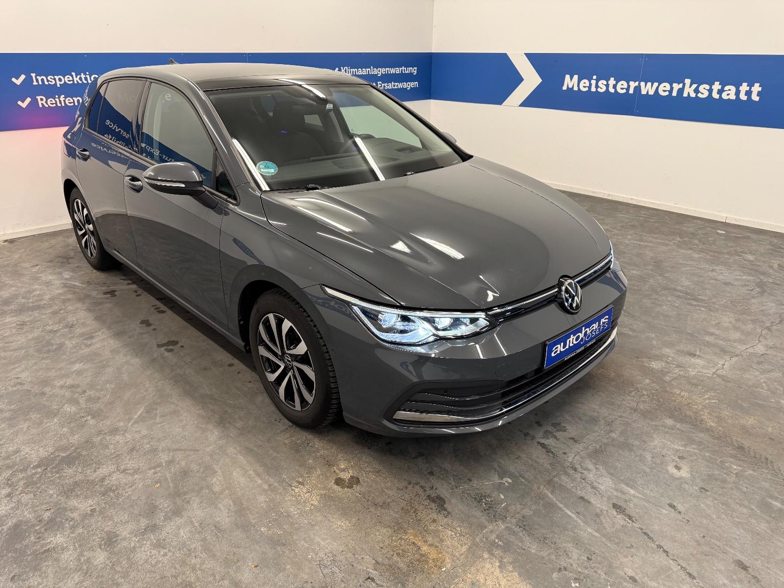 Volkswagen Golf VIII Lim. Active 2.0TDI ACC AHK Pano Kamera