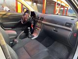 Toyota Avensis 2.2 Motor TOP Auto - Toyota Avensis aus 2008 mit Diesel-Antrieb