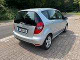 Mercedes-Benz A 200 AVANTGARDE AVANTGARDE - Mercedes-Benz A 200 in Leverkusen