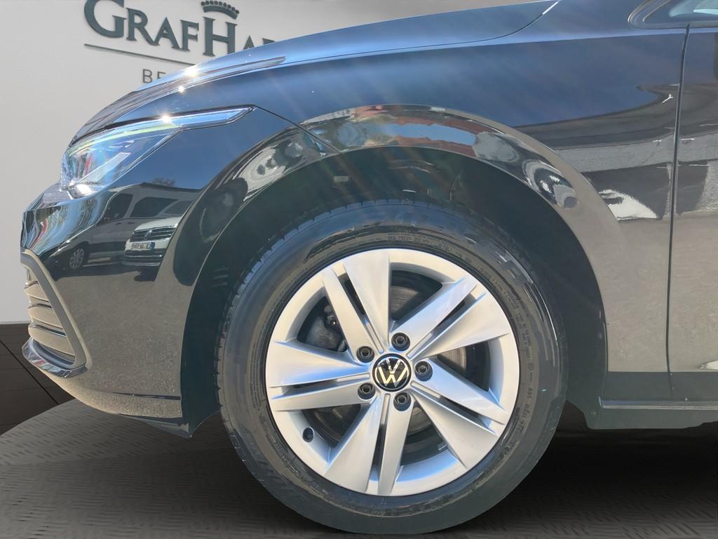 Volkswagen Golf Life 1.5 eTSI DSG Navi LED ACC