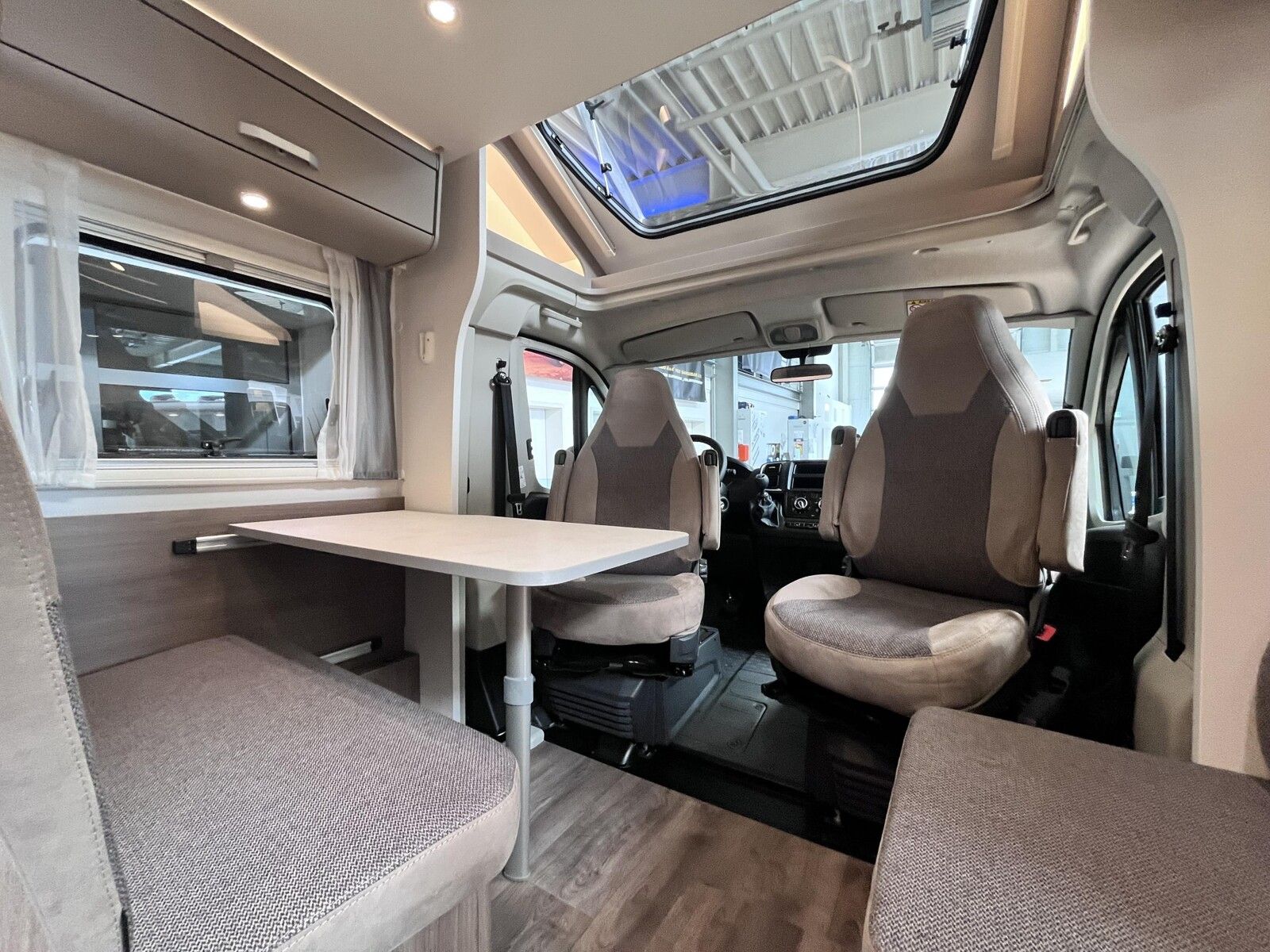 Fahrzeugabbildung Carado T 328 BIS ZU 13.000  SPAREN !!!
