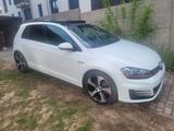 Volkswagen Golf 7 GTI BMT Motor neu Tüv neu - Volkswagen Golf: Motor