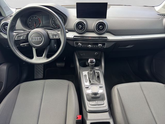 Fahrzeugabbildung Audi Q2 35 TFSI advanced S-tronic+LED+CarPlay+DAB