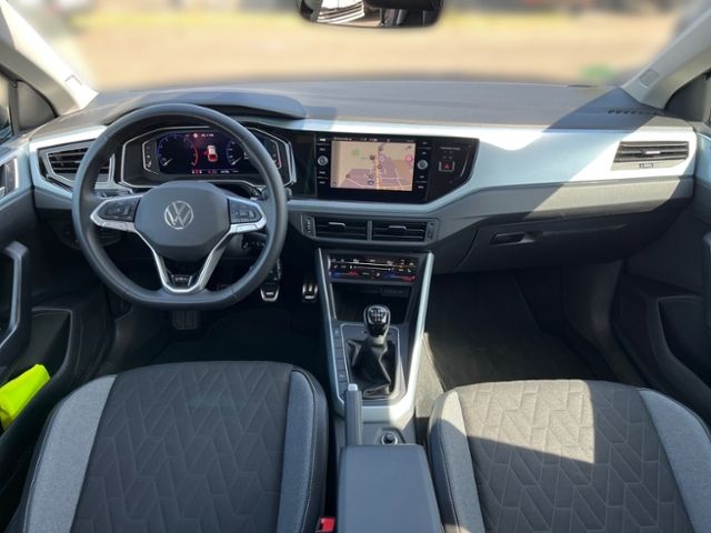 Fahrzeugabbildung Volkswagen Taigo 1.0 TSI GOAL NAVI AHK GJR