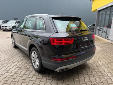 Audi Q7 - 4