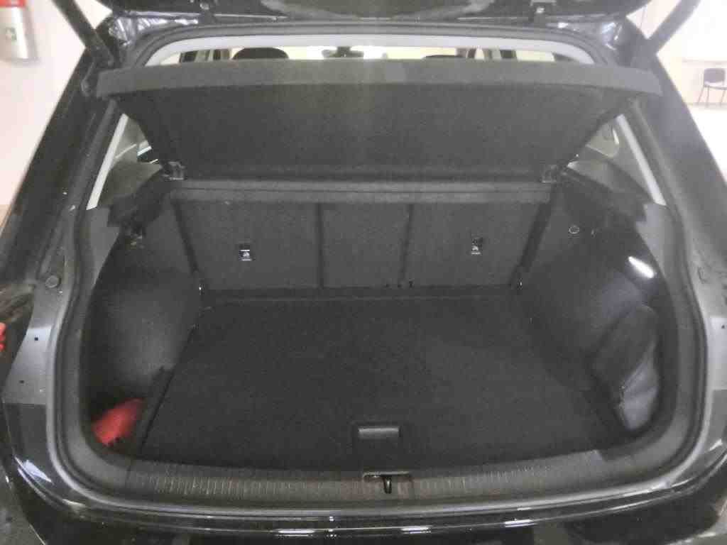 Volkswagen Tiguan - Bild 10
