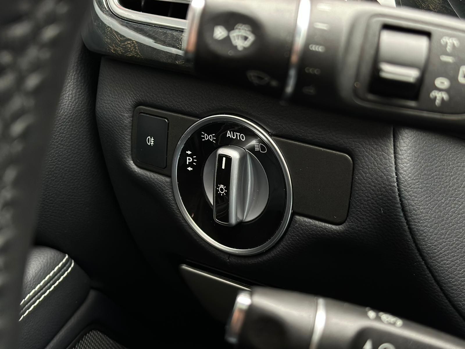 MERCEDES-BENZ CLS250d Shooting Brake AMG EDITION 4M* MULTIBEAM - Image 18