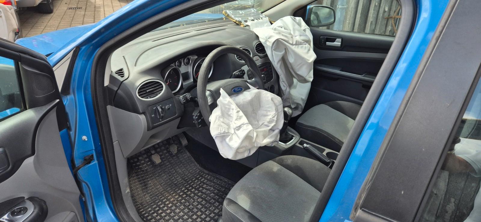 Ford Focus 2009 — engine 1.560 cm³, 109 HP (80kW)