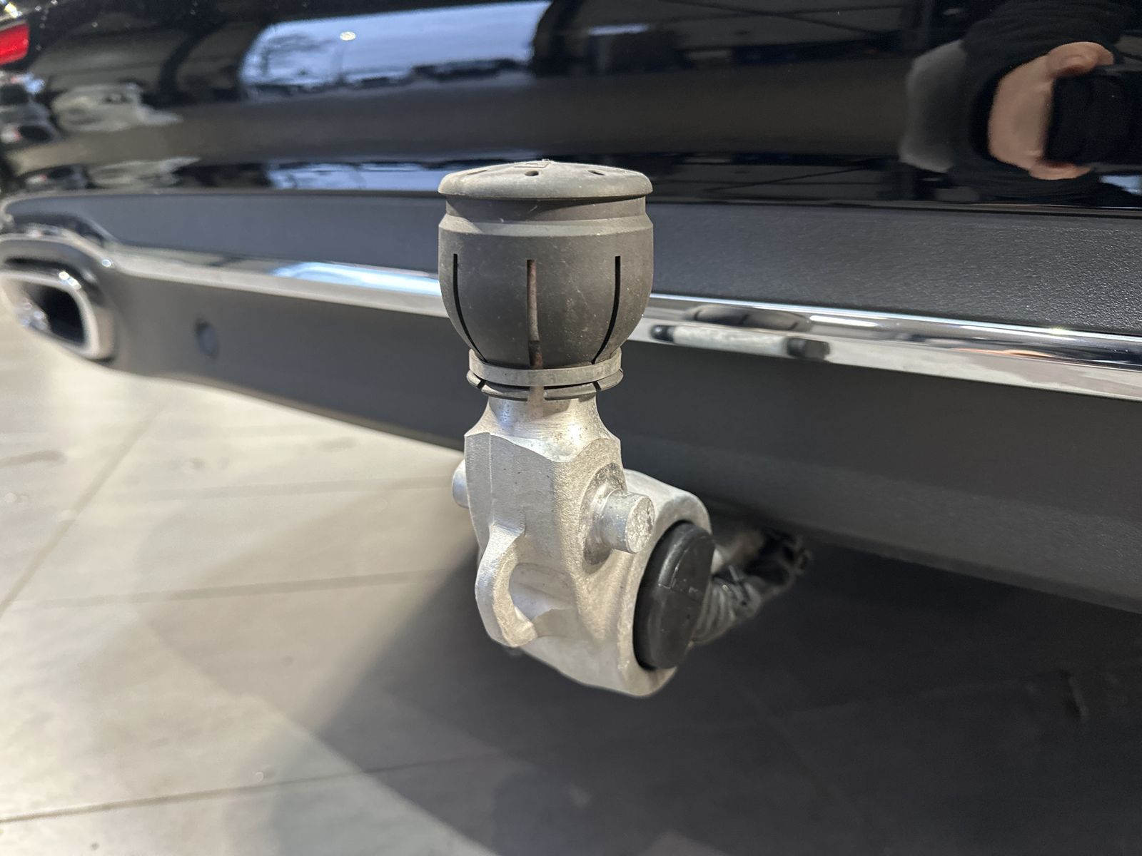 Fahrzeugabbildung Mercedes-Benz E 220d T Avantgarde NAV+LED+AHK+BURMESTER+KAM+VC