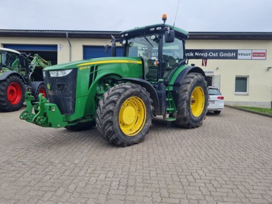 John Deere 8345 R