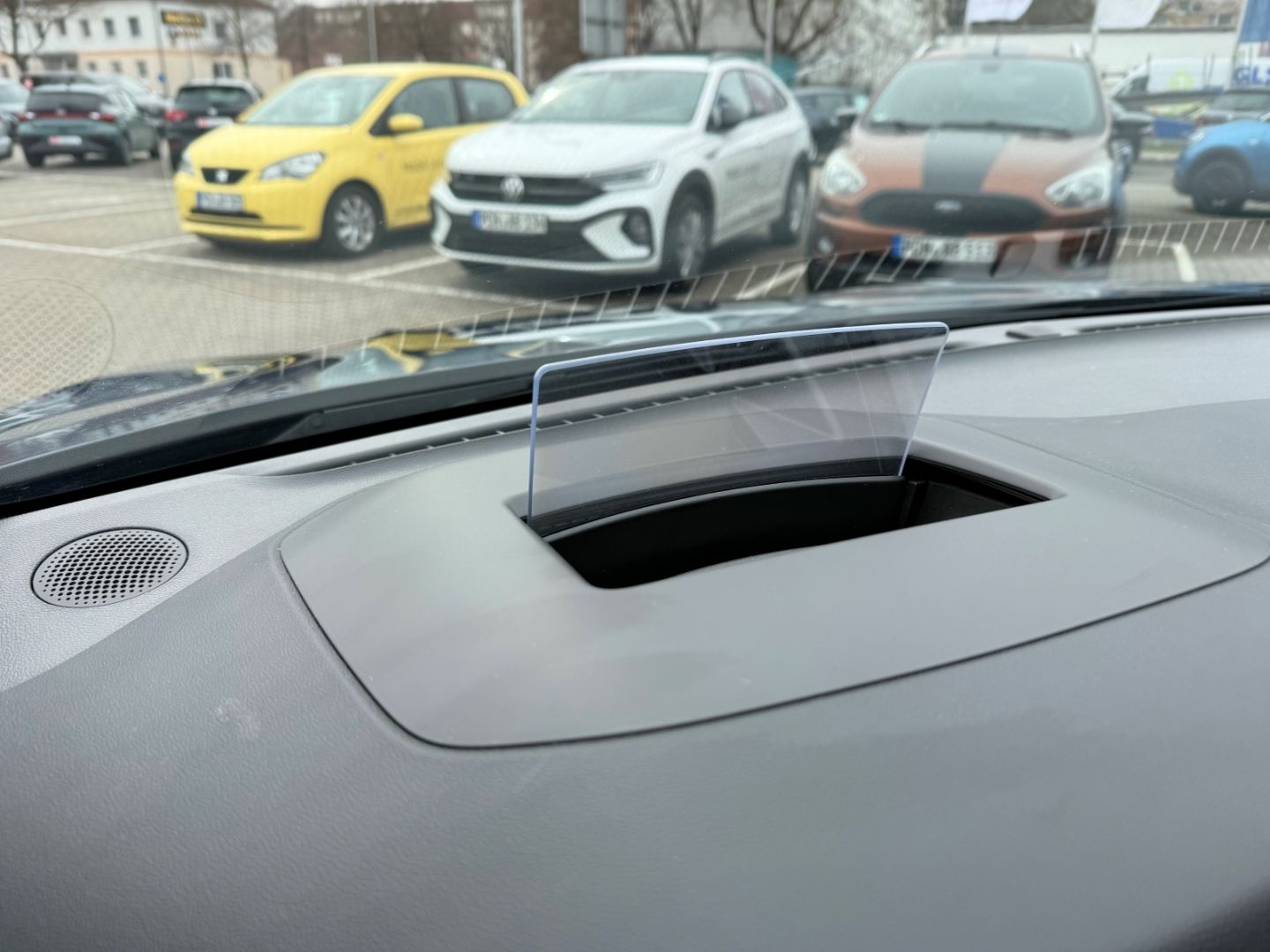 Fahrzeugabbildung Ford Focus Titanium X Turnier HUD Navi Digitales Cock