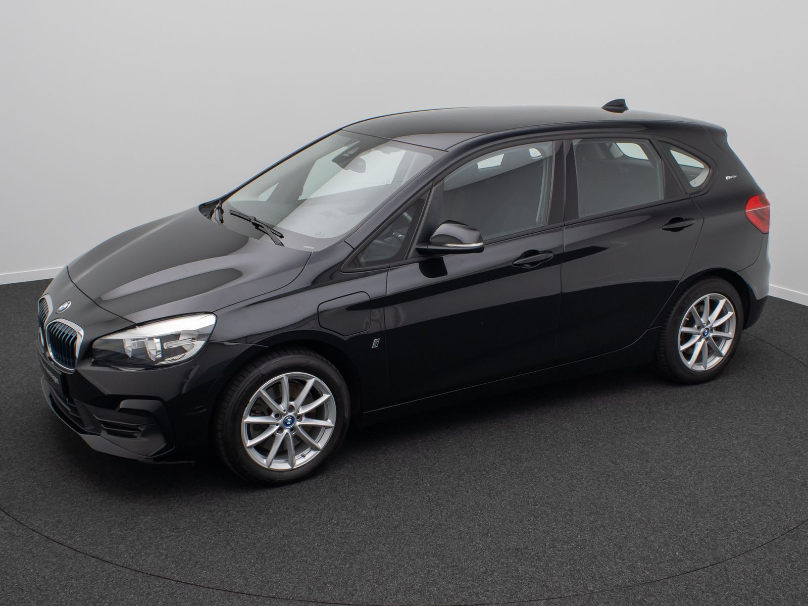 Fahrzeugabbildung BMW 225xe iPerf  Active Tourer Navi Geschwindig Touc