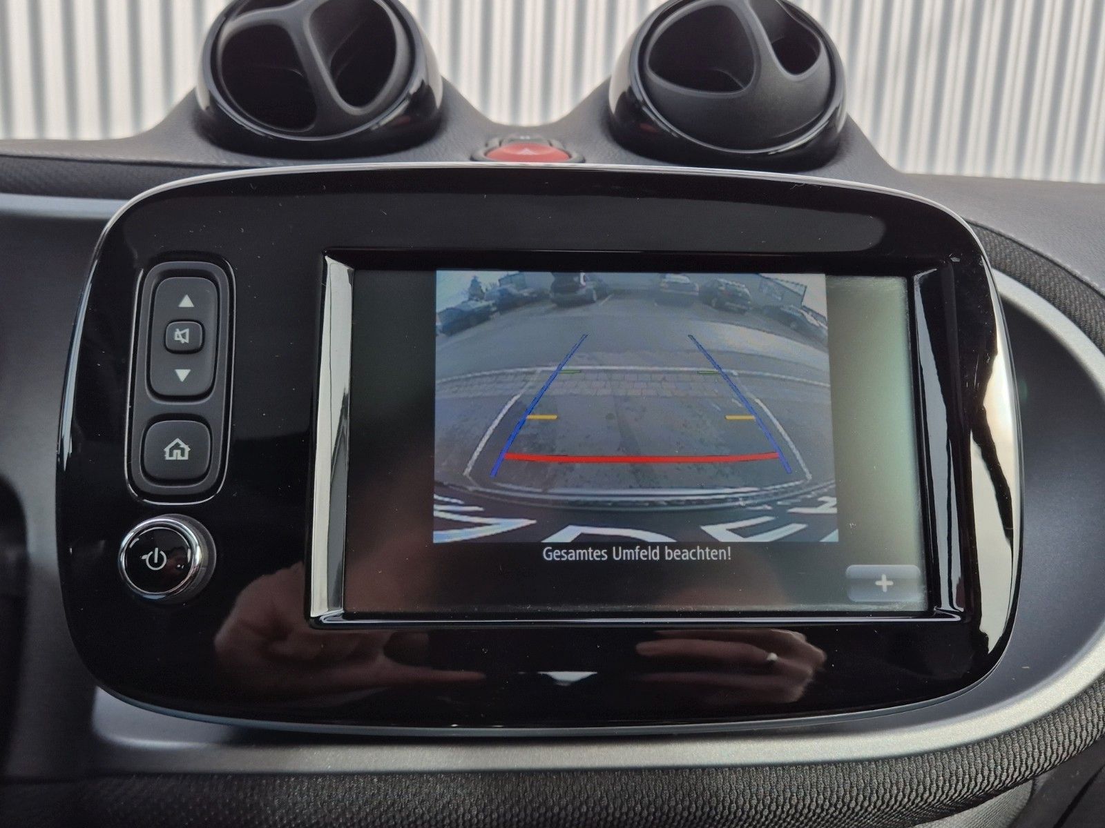 Fahrzeugabbildung Smart FORTWO COUPE BRABUS EDITION KAM LEDER BEATS