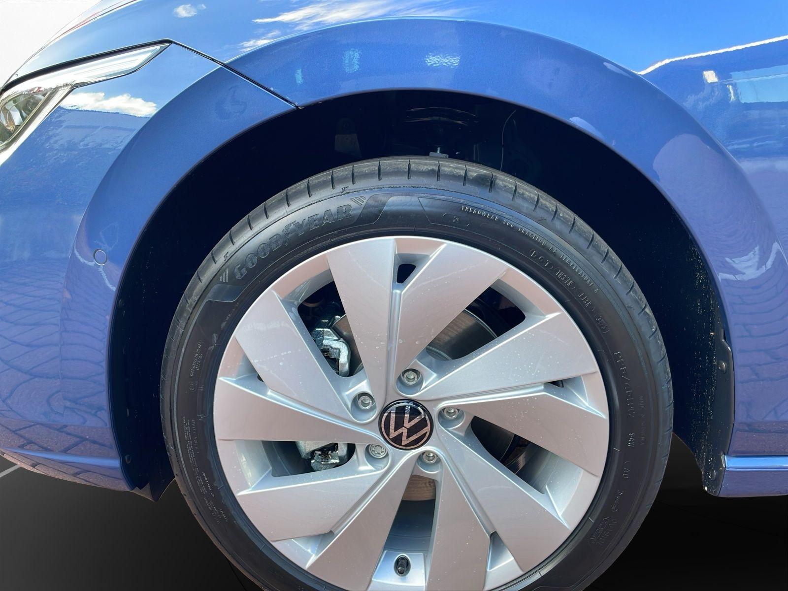Volkswagen Golf Life "ENERGY" 1,5 eTSI DSG | Navi