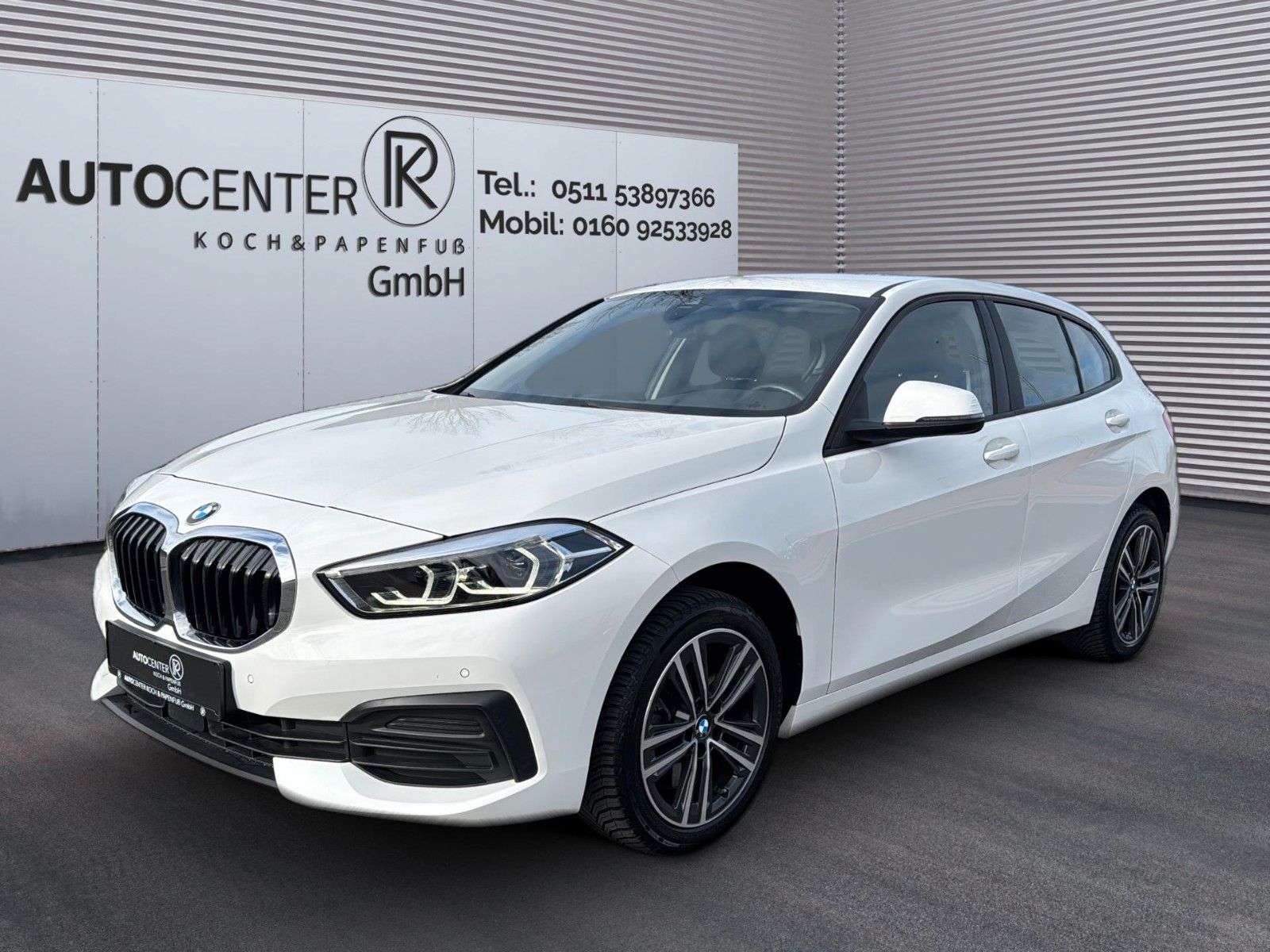 BMW 120 d Advantage*NAVI*SHZ*EPH*CARPLAY*LED*