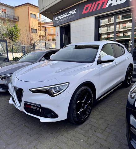 Alfa Romeo Stelvio 2.2 Turbodiesel 180 CV AT8 Q4