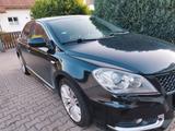 Suzuki Kizashi 2.4 SPORT CVT Allrad SPORT, TÜV  2027 - Suzuki Kizashi aus 2011
