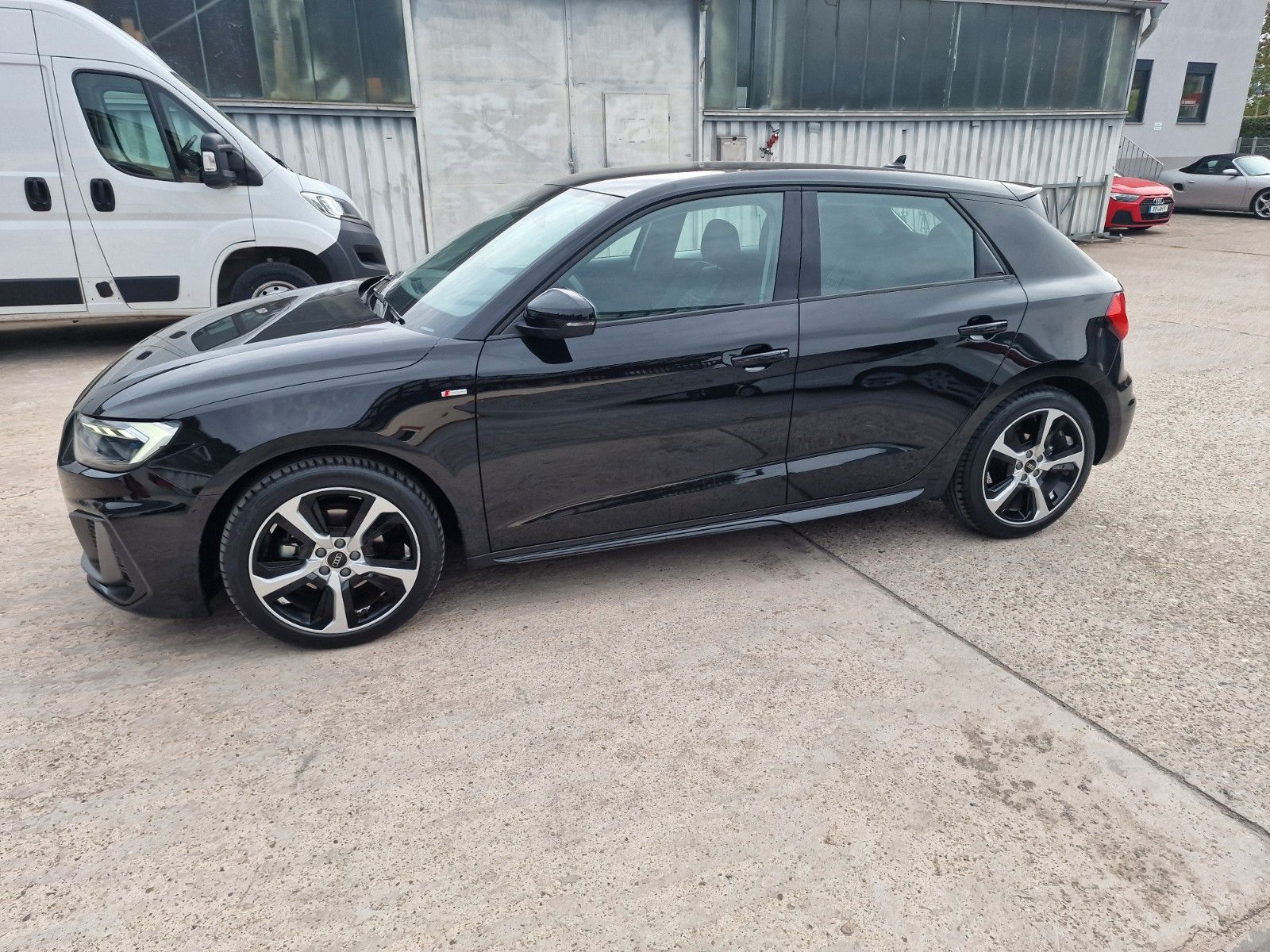 Audi A1 Sportback 30 TFSI S line,Kamera,Automatik imagem 3