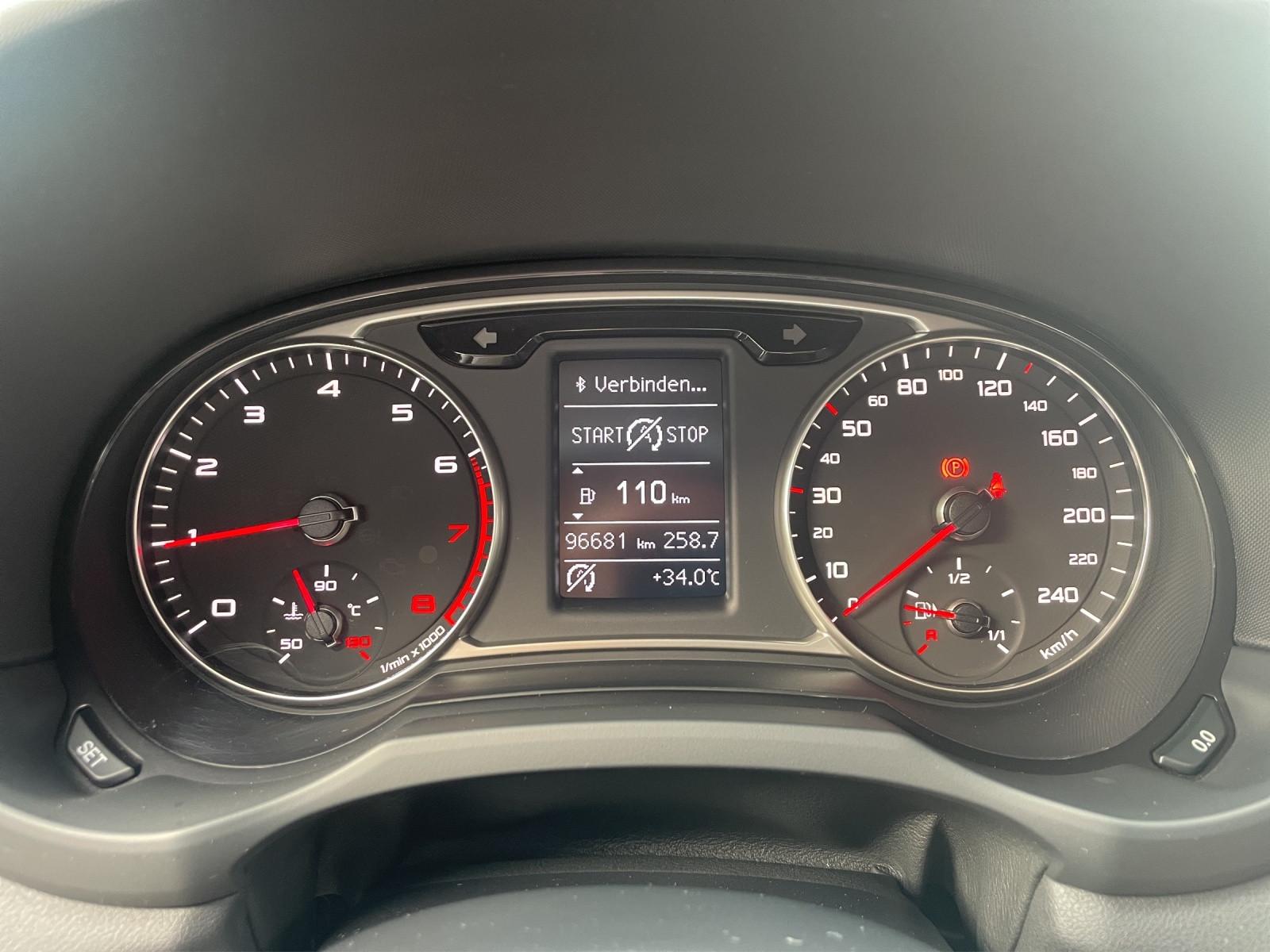 Audi A1 Sportback TFSI*S-Line*MMI*NAVI*SHZ*PDC*Xenon