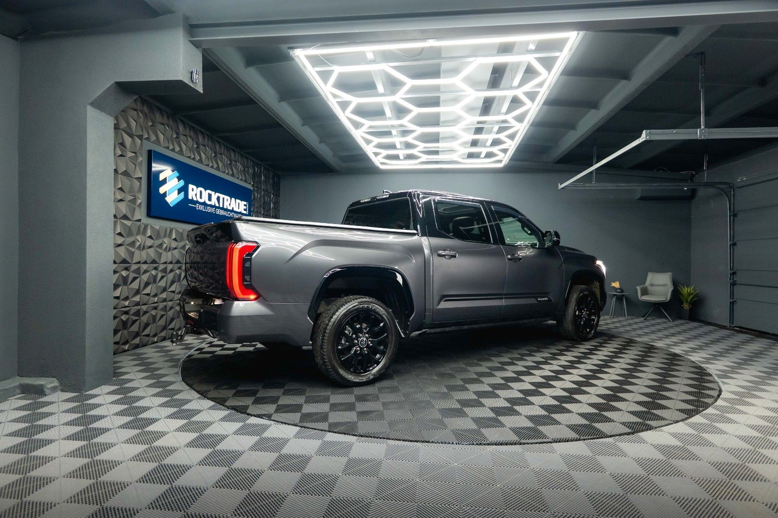 Fahrzeugabbildung Toyota Tundra PLATINUM 3.4L V6 4x4 *100%Options*19%VAT*