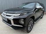 Mitsubishi L200 Doppelkab. 4WD Aut. Voll Leder,LED,Kam,Shz - schwarze Mitsubishi L200
