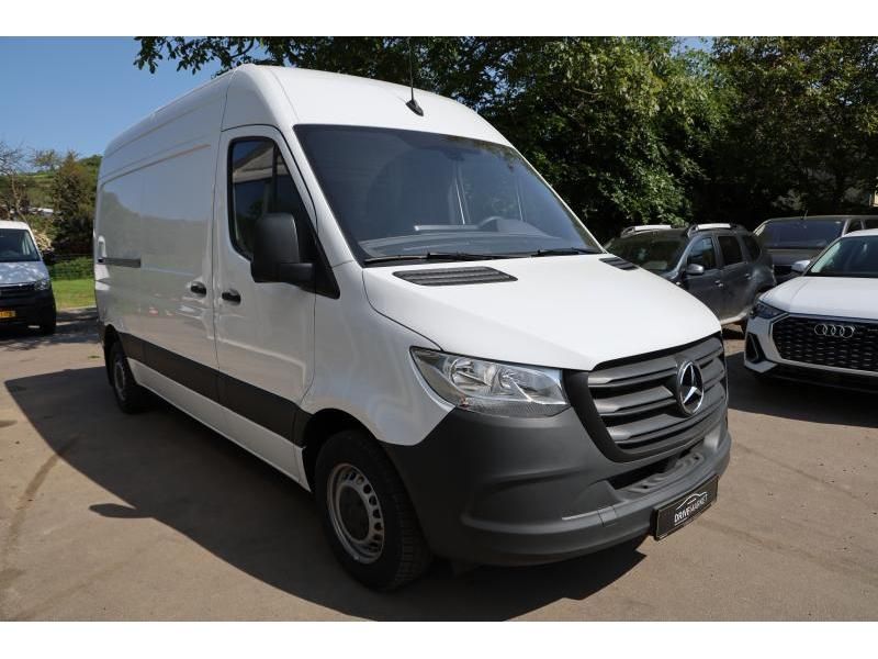 Image of Mercedes-Benz Sprinter