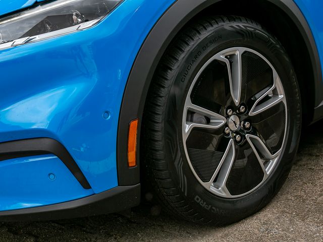 Ford Mustang Mach-E Basis Autobahnassi. 360° Kamera